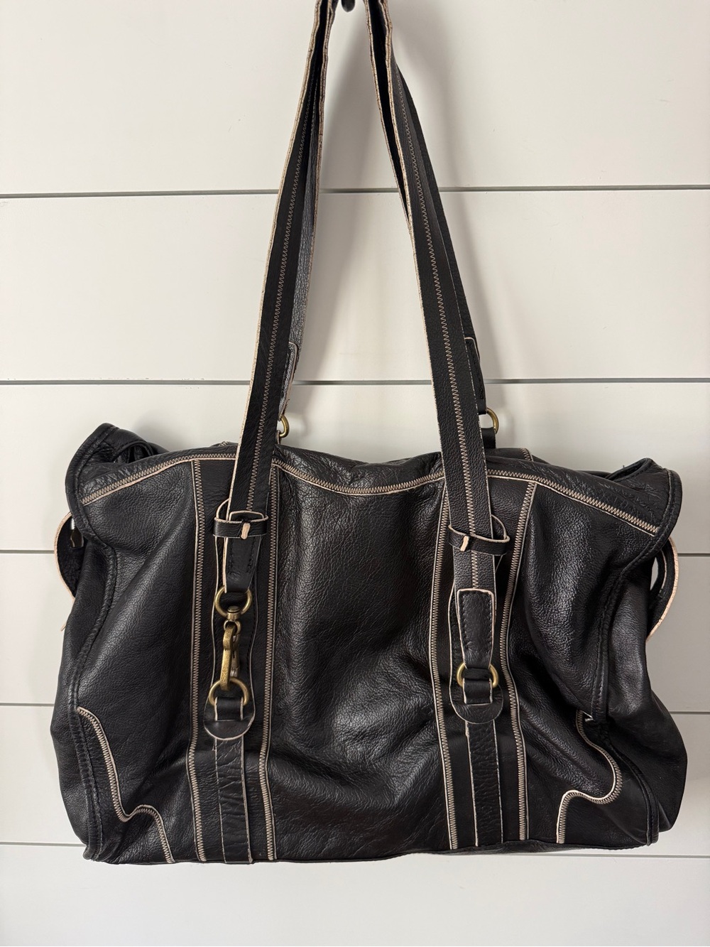 Nicoli Black Italian Leather Shoulder Bag